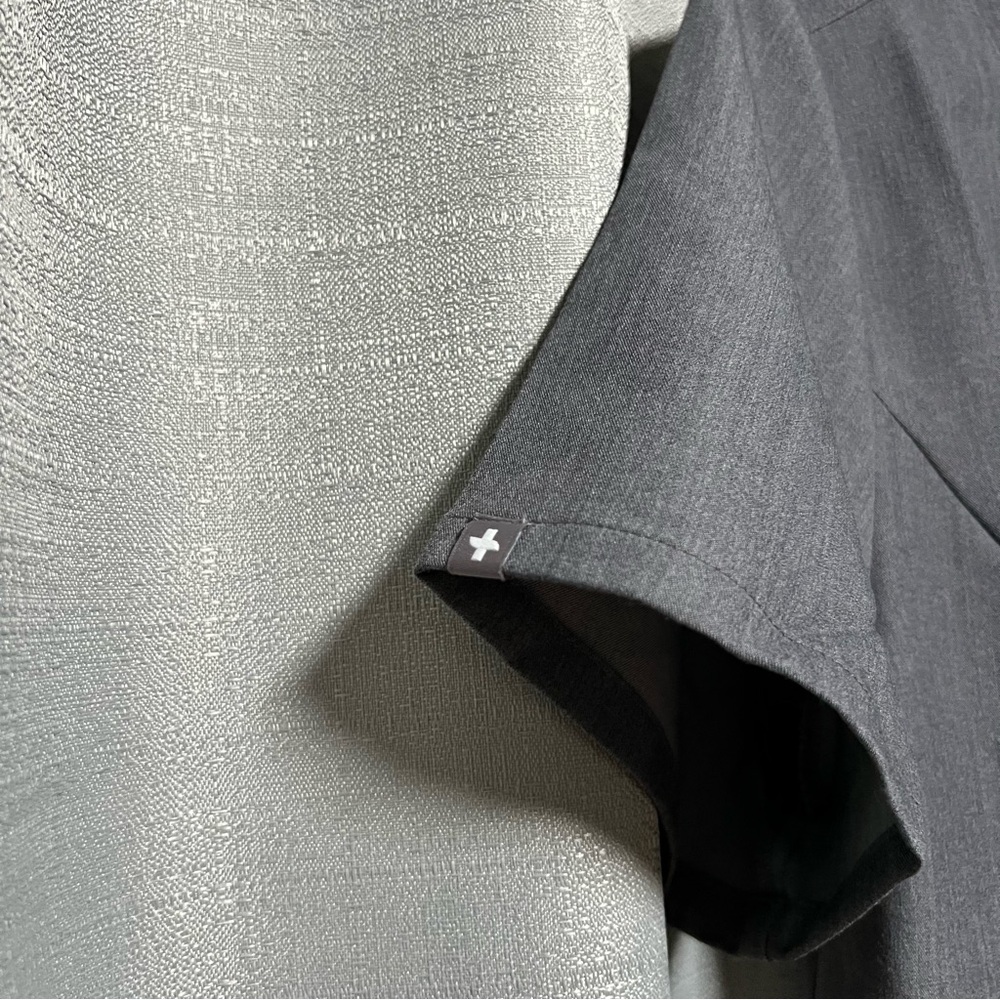 FIGS Graphite SLIM Catarina - Picture 4 of 4